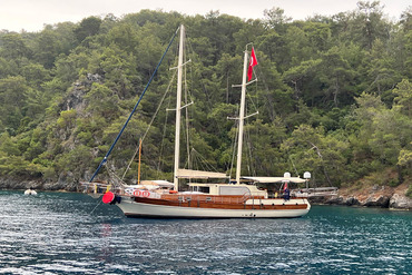 Cemre Mila Photo 1